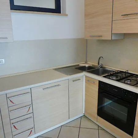 Locazione Turistica Green Bay-5 Apartament Pineto