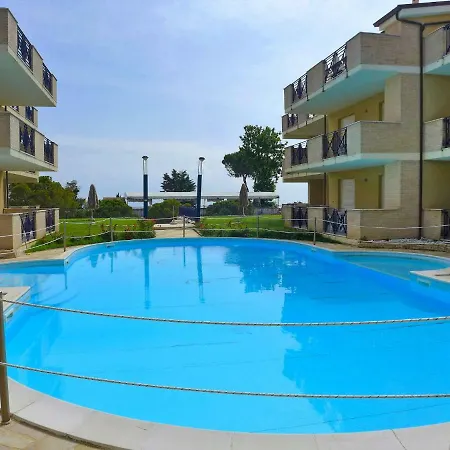 Locazione Turistica Green Bay-5 * Pineto